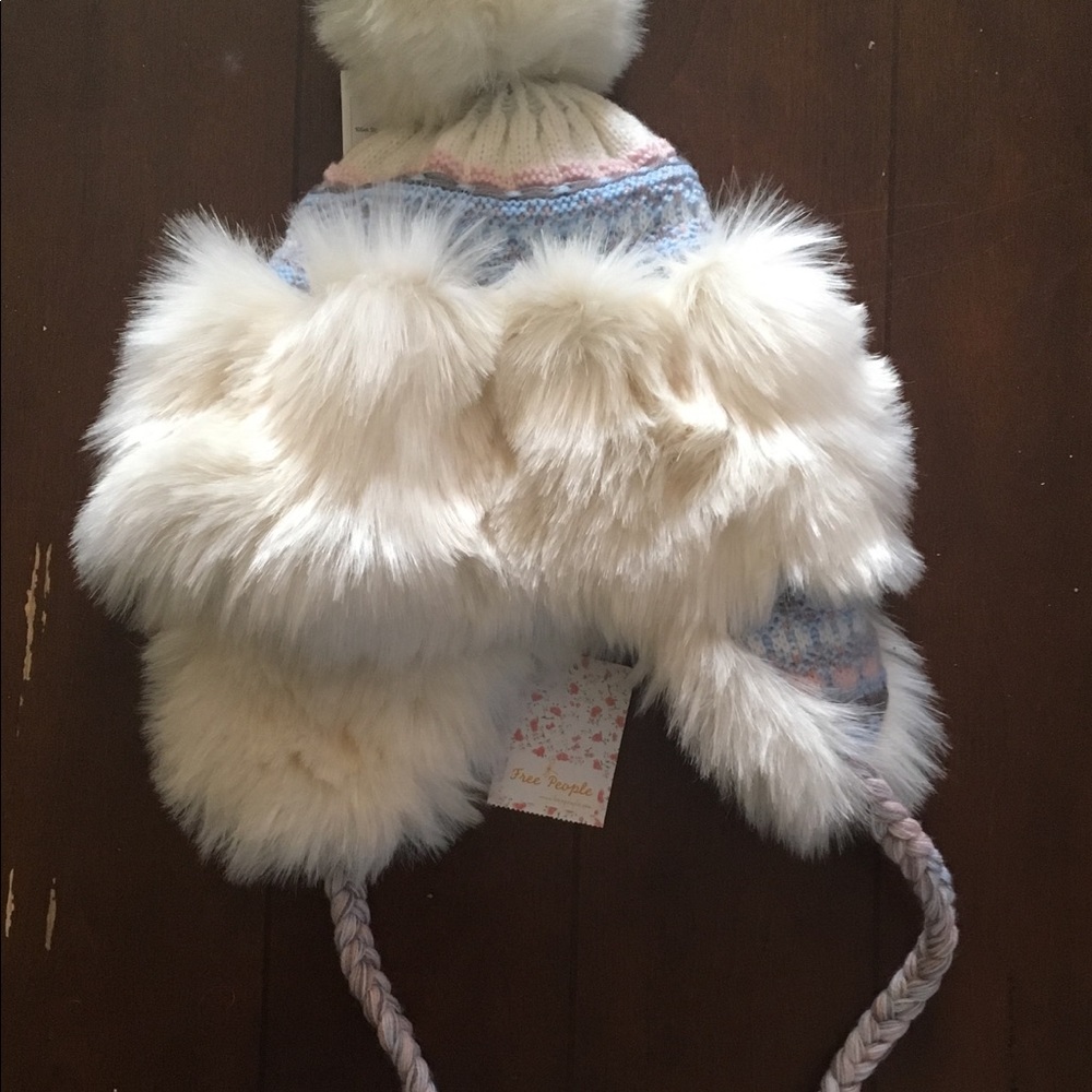 Free people faux fur beanie